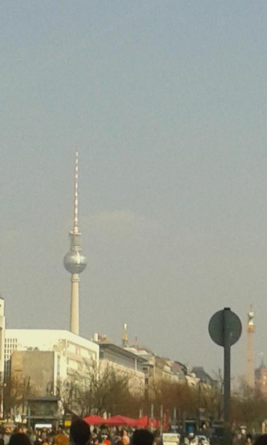 Berlin - Schoenefeld Gruene Wohnung ภายนอก รูปภาพ