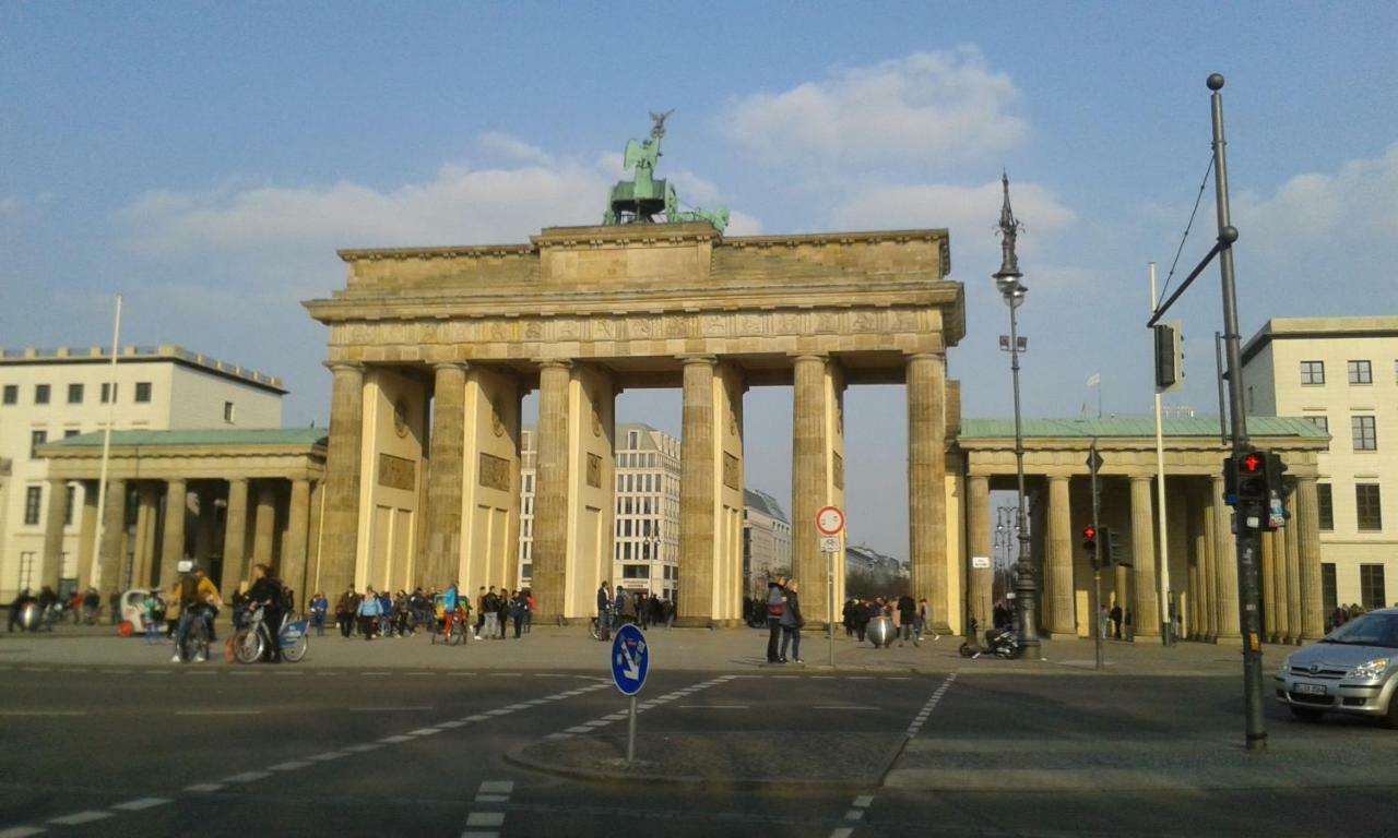 Berlin - Schoenefeld Gruene Wohnung ภายนอก รูปภาพ